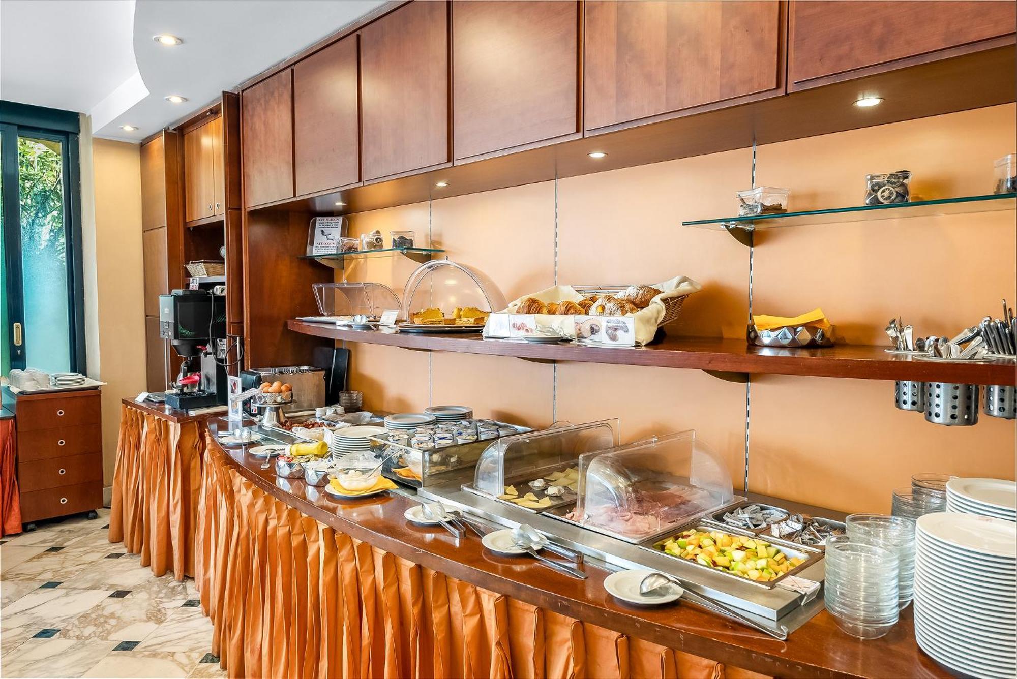 Abacus Hotel Sesto San Giovanni Bagian luar foto