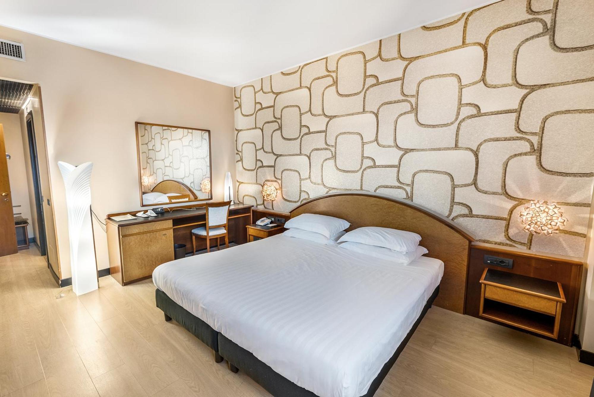 Abacus Hotel Sesto San Giovanni Bagian luar foto